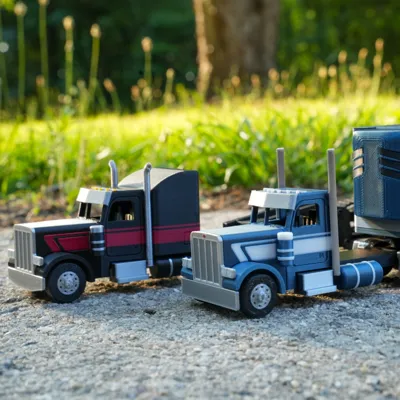 1/64 Scale Trucks/Trailers