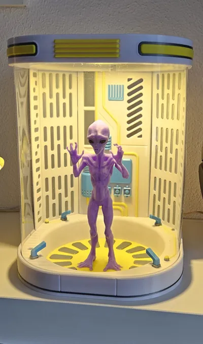 Put 'Em Up Alien - Full Body Model by Zurlingo-3D MakerWorld: Download ...