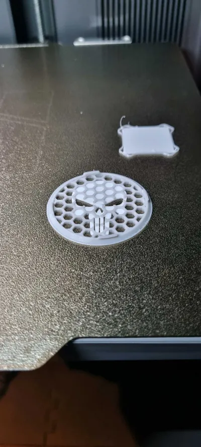 https://makerworld.bblmw.com/makerworld/model/2237976/2439835/ratings/93f885a0-fb87-11f0-85b0-6d3b8d914135.jpg