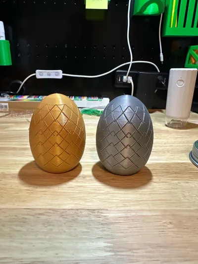 Original Crackable / Breakable Surprise Easter egg - Free 3D Print ...