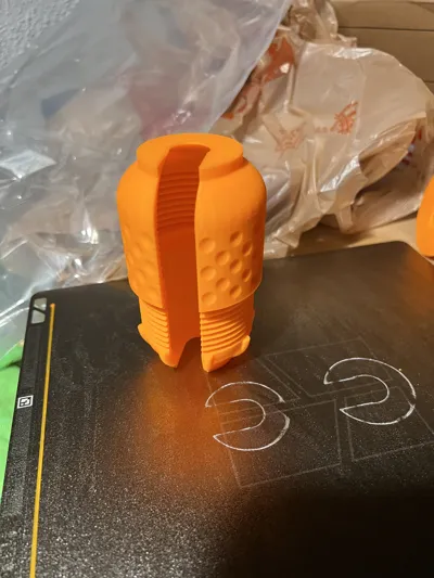 Extension cord lock Remixed by ThePrinterPrinted - MakerWorld