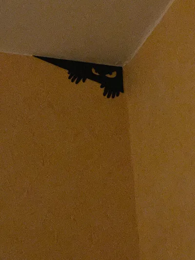 Monster In Corner Wall art - Monster in corner by Calzune - MakerWorld