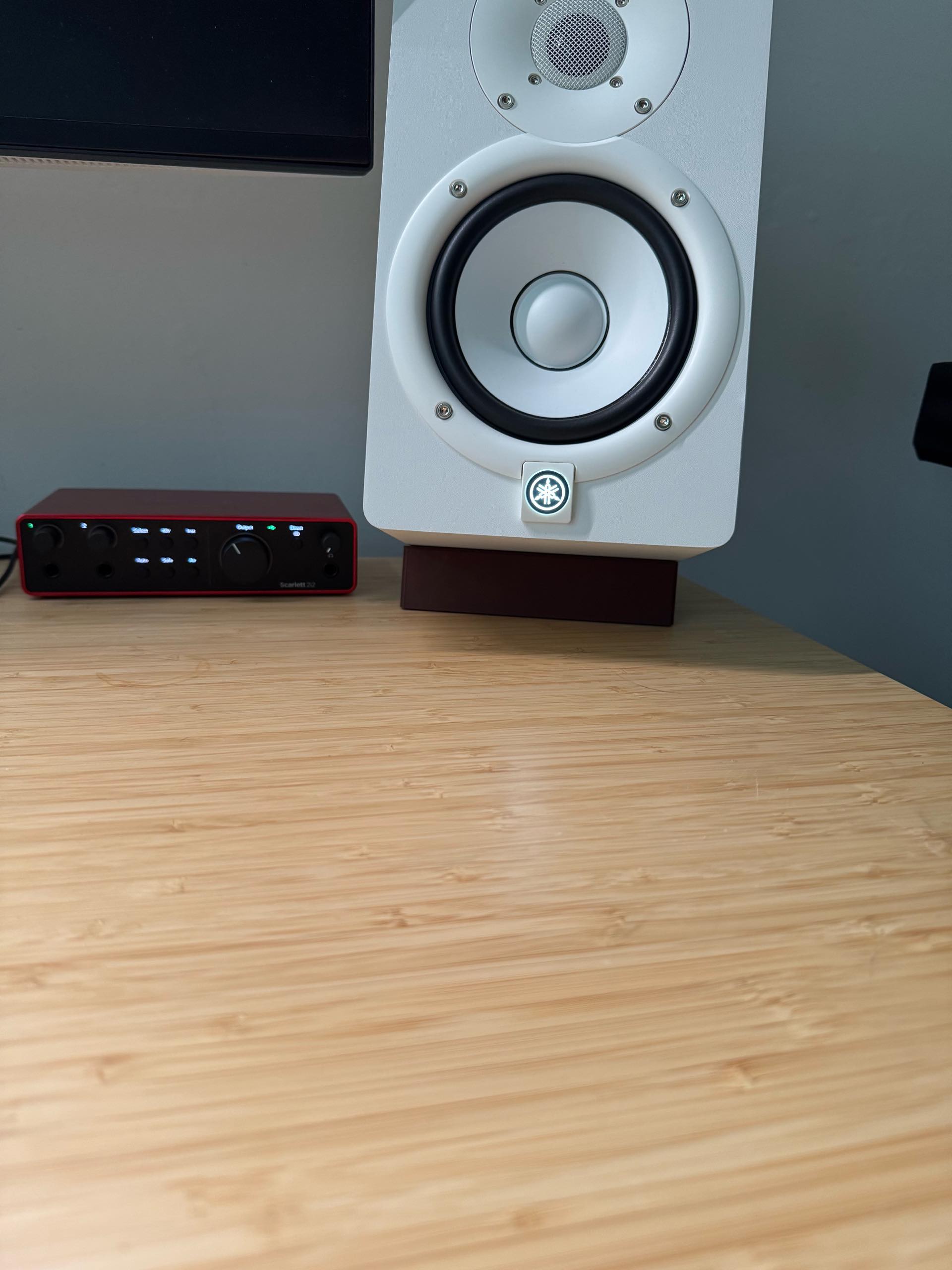 Yamaha HS5 Speaker Stand - Free 3D Print Model - MakerWorld