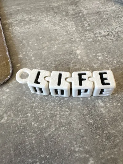 Wobbly letter cube keychain (configurable) Remixed by Makkuro ...