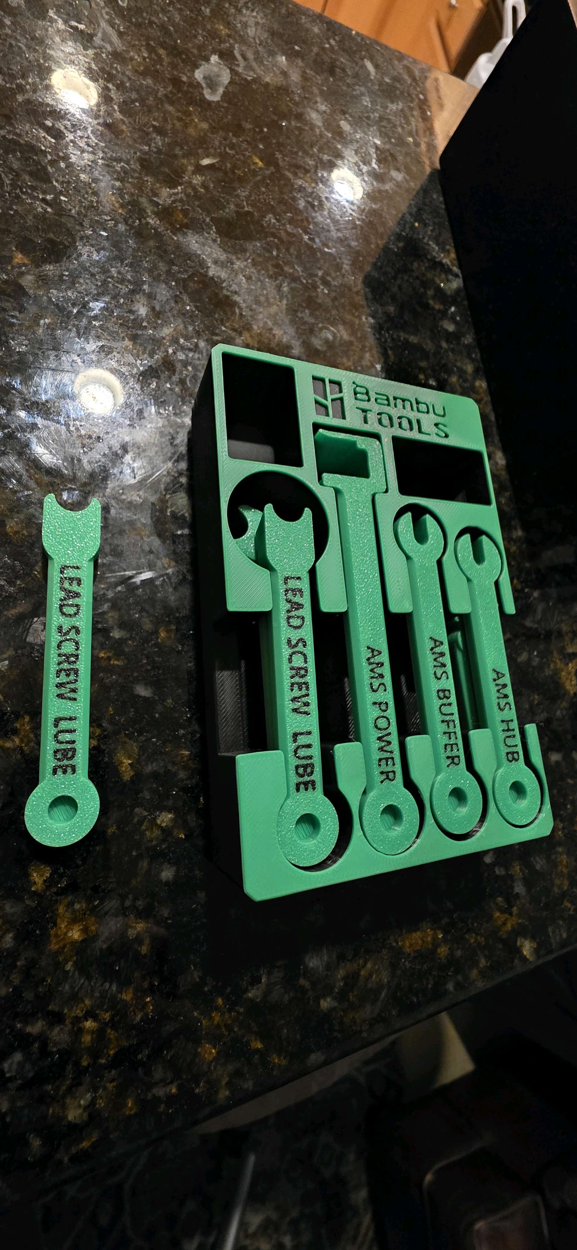 Bambu Z-Axis Lead Screw Lube Helper - Grease Tool - Free 3D Print