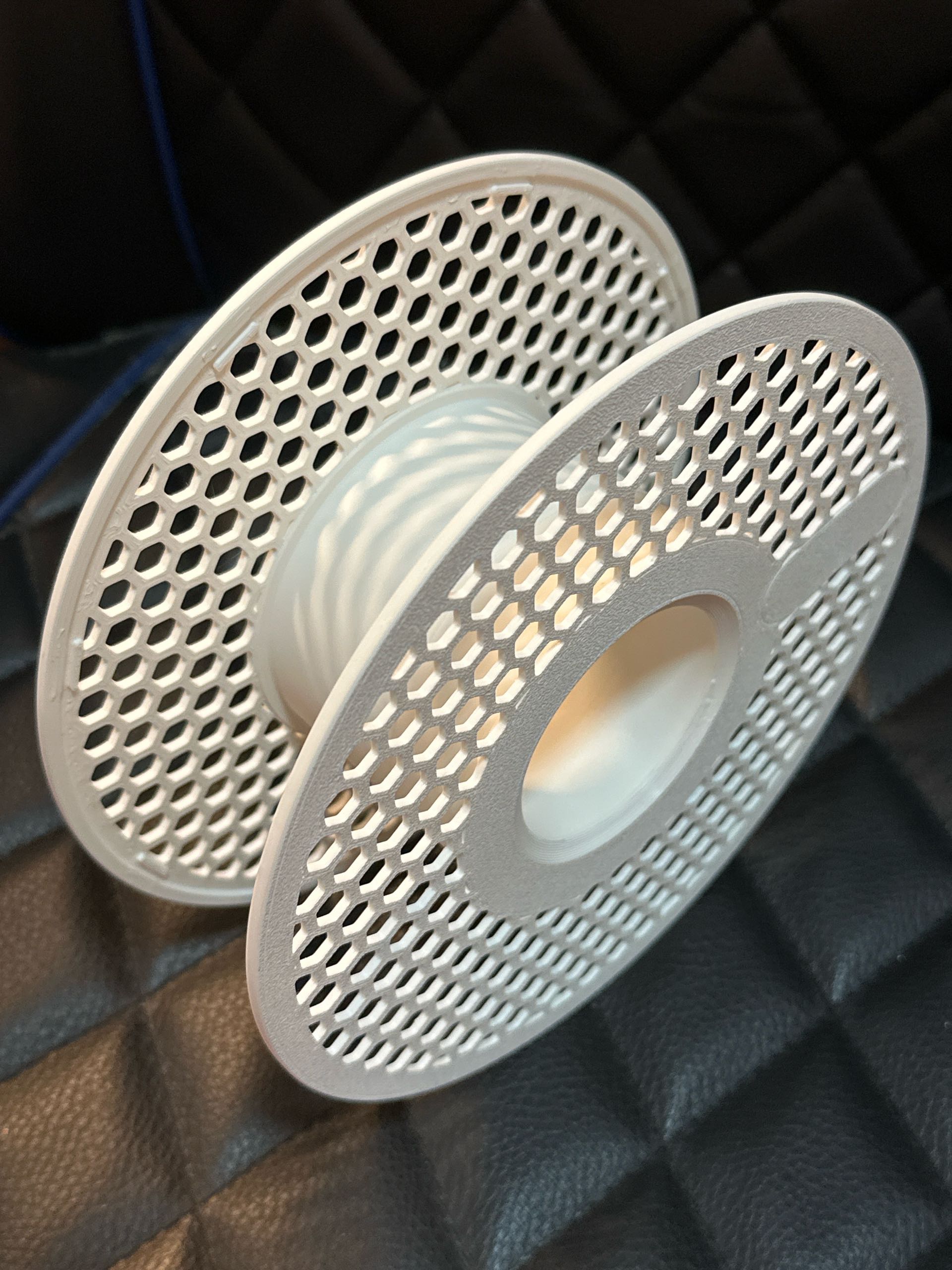 3Dプリント Bambu Lab A1 Mini スプール - 無料3Dモデル -MakerWorld