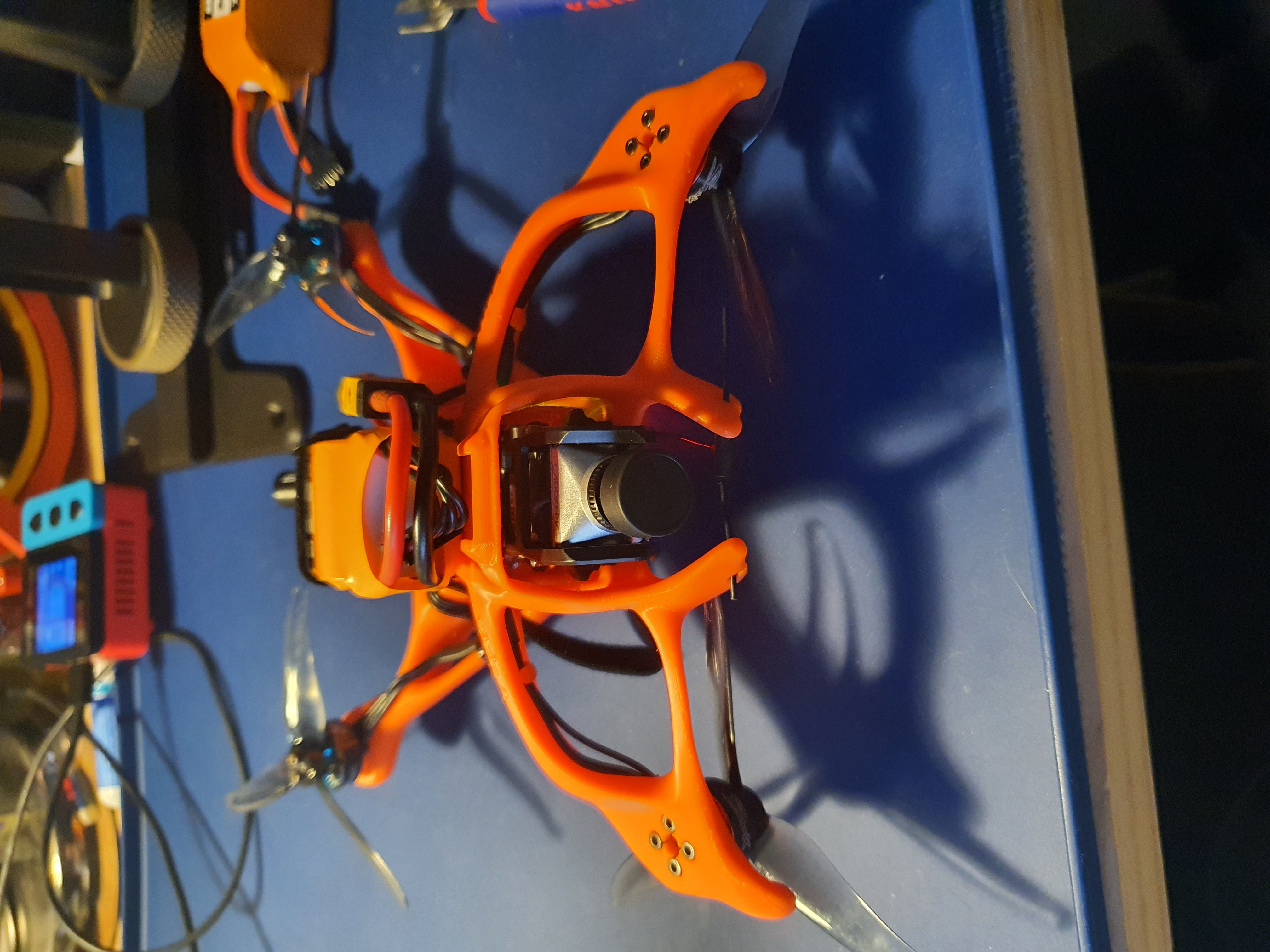 GePRC présente le Tern-LR40, un FPV longrange 4 pouces en O3, Wasp et analogique
