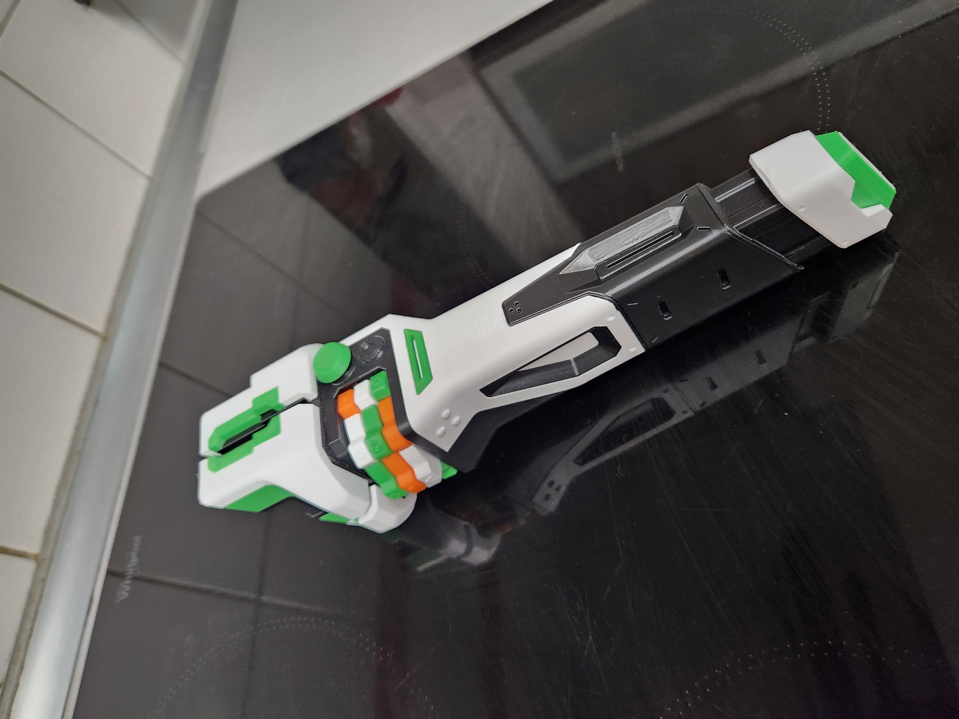 Apex Legends - Crypto Heirloom [Biwon Blade/隐秘之刃] - Free 3D Print Model -  MakerWorld