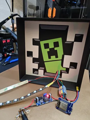 Minecraft Lightbox Minecraft Creeper Lightbox by ABC3DPRINTS - MakerWorld