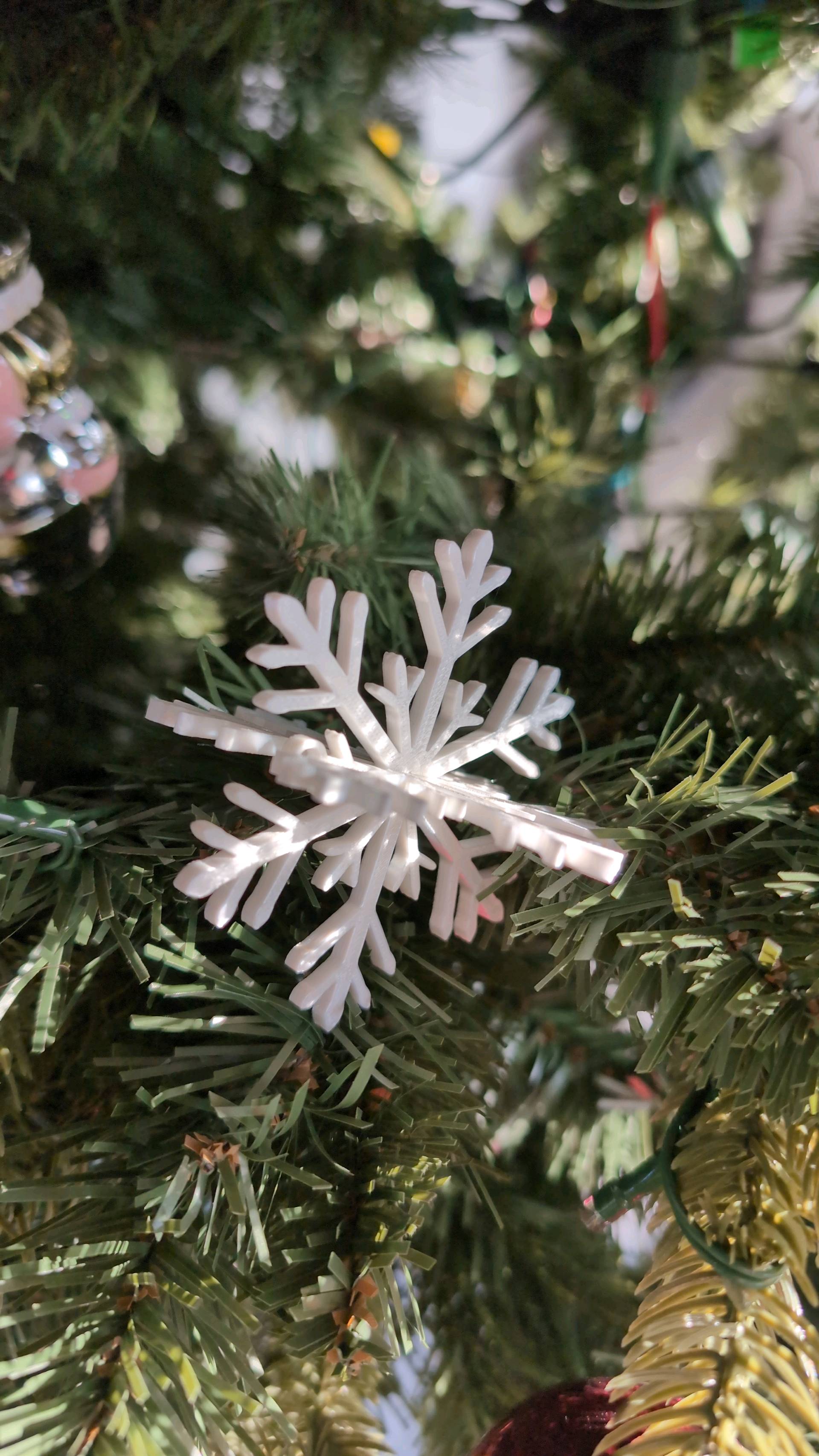 3Dプリント クリスマススノーフレーク - 無料3Dモデル -MakerWorld