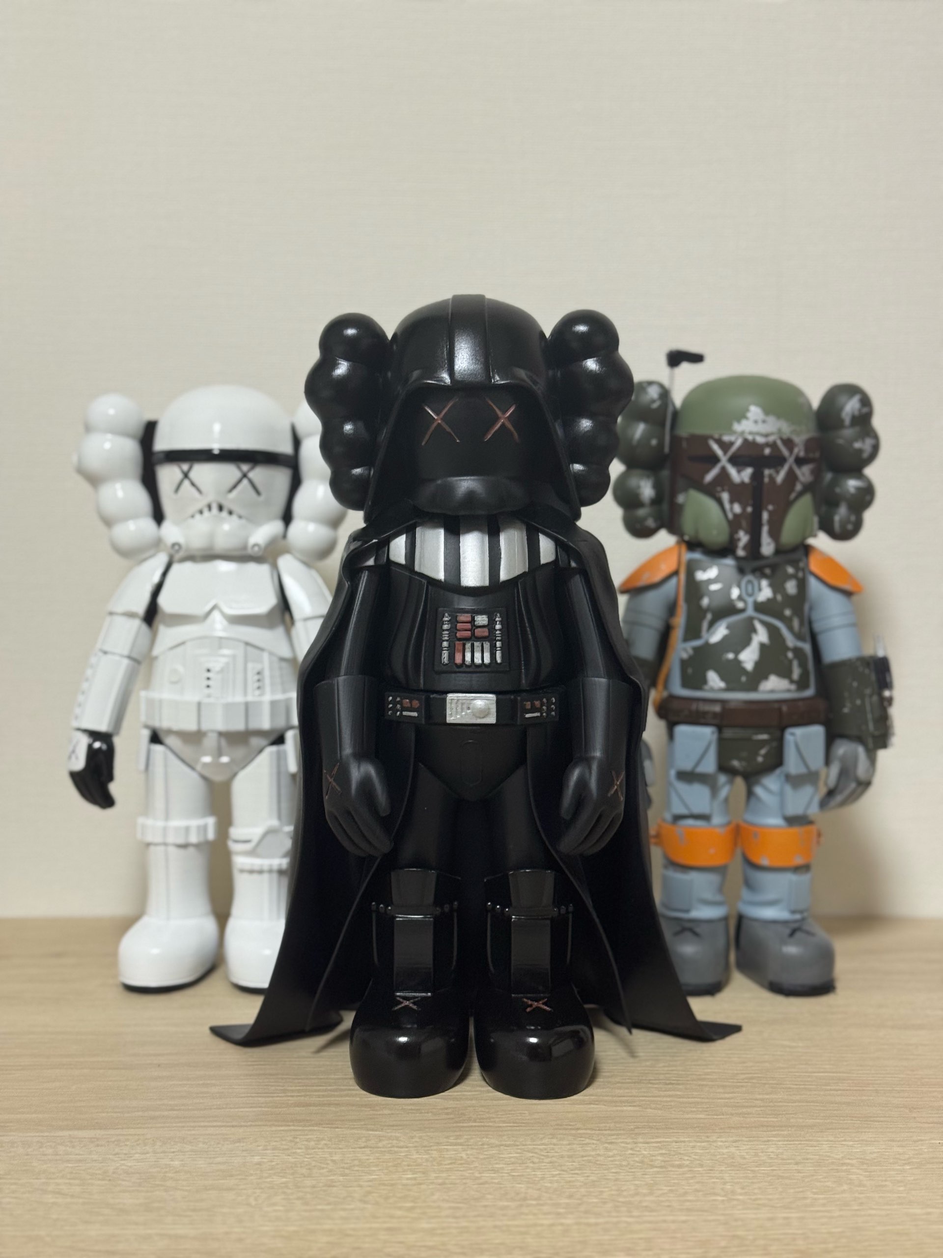 Star Wars Darth Vader フィギュア　カウズ KAWS Star Wars Darth Vader Companion Vinyl Figure– archives