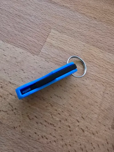 YubiKey 5C NFC (USB-C) Key Ring Case Remixed by Weltraumpenner ...