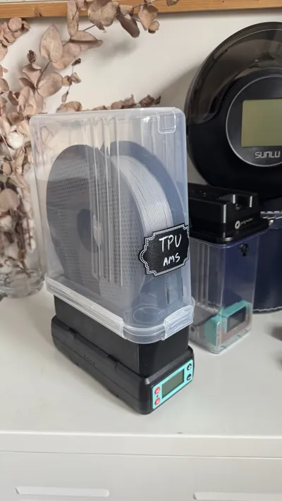 Filament Drybox for PolyDryer + Magnetic label by Iron Shaarad ...