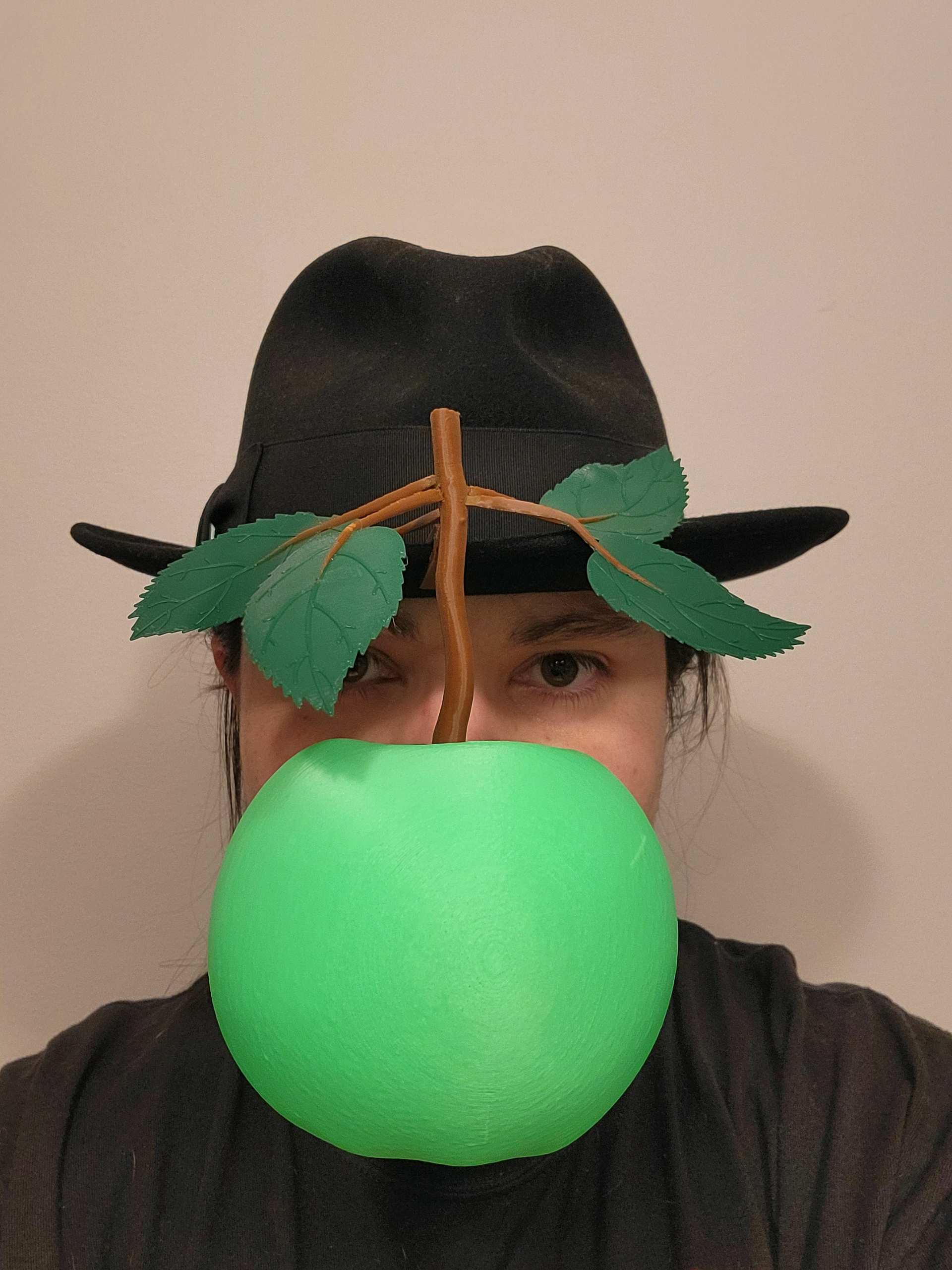 3Dプリント ルネ・マグリットの『人子』を基にしたリンゴマスク - 無料