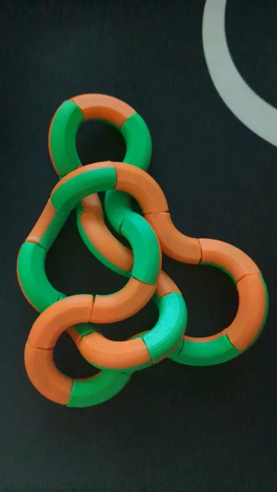 https://makerworld.bblmw.com/makerworld/model/732016/664868/ratings/e24d5120-87df-11f0-886d-cd3183b456db.jpg