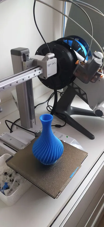 https://makerworld.bblmw.com/makerworld/model/76790/82136/ratings/58ab6ae0-8a93-11f0-896b-c7704f380ac1.jpg