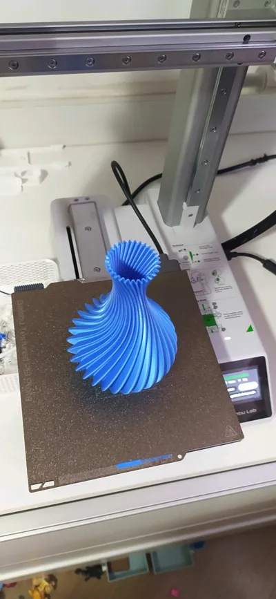 https://makerworld.bblmw.com/makerworld/model/76790/82136/ratings/58c55b80-8a93-11f0-896b-c7704f380ac1.jpg
