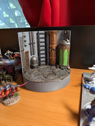 Miniature Display Stand F Hero Stand Warhammer 40k by DaChemika ...