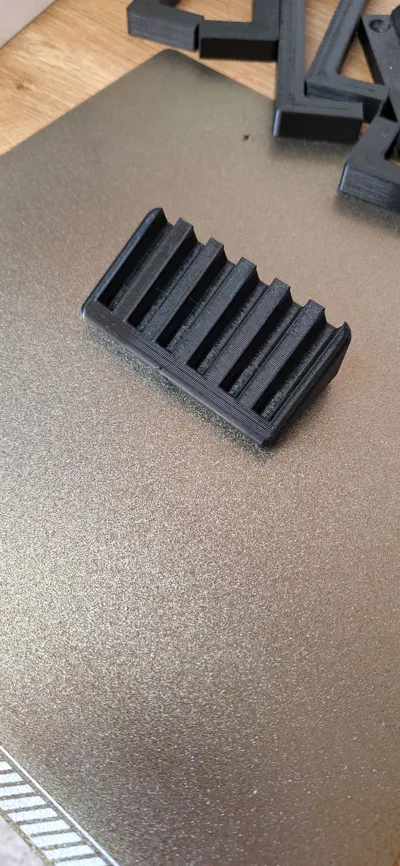 https://makerworld.bblmw.com/makerworld/model/793268/731972/ratings/de8f7d20-49d6-11f0-848e-2902612f00e6.jpg