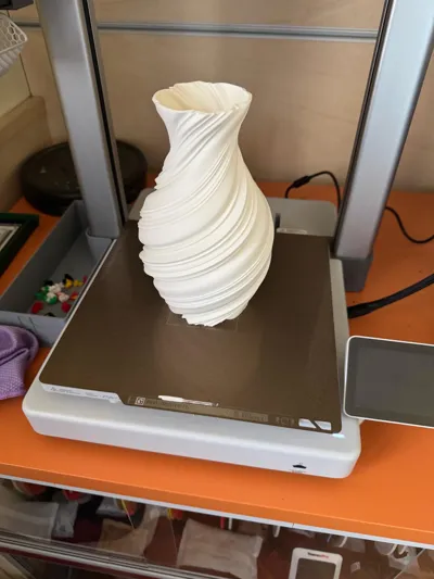 https://makerworld.bblmw.com/makerworld/model/814406/757592/ratings/cb6fad40-29f7-11f0-b562-29c68c996e62.jpg