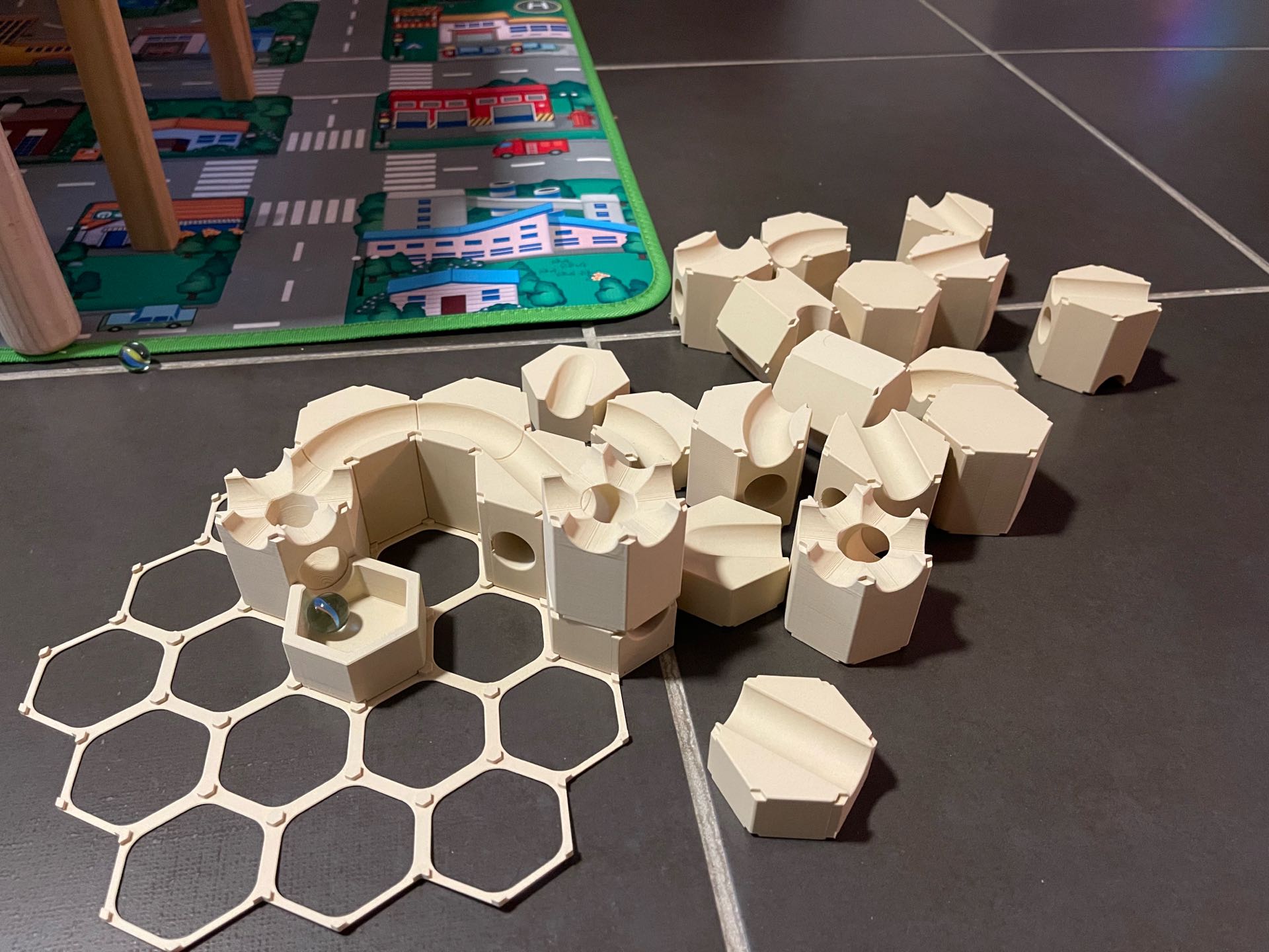 3Dプリント ビー玉コースターV2 - モジュールシステム - 無料3Dモデル