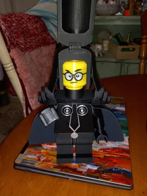 Spaceballs Dark Helmet Big Brick Figure (6:1) by robert3433 MakerWorld ...