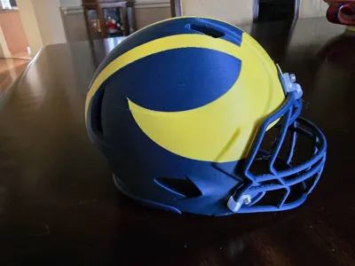 Michigan Wolverines Football Helmet by animuL67 MakerWorld: Download ...
