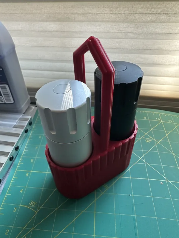 Männ Kitchen Salt & Pepper Holder v1