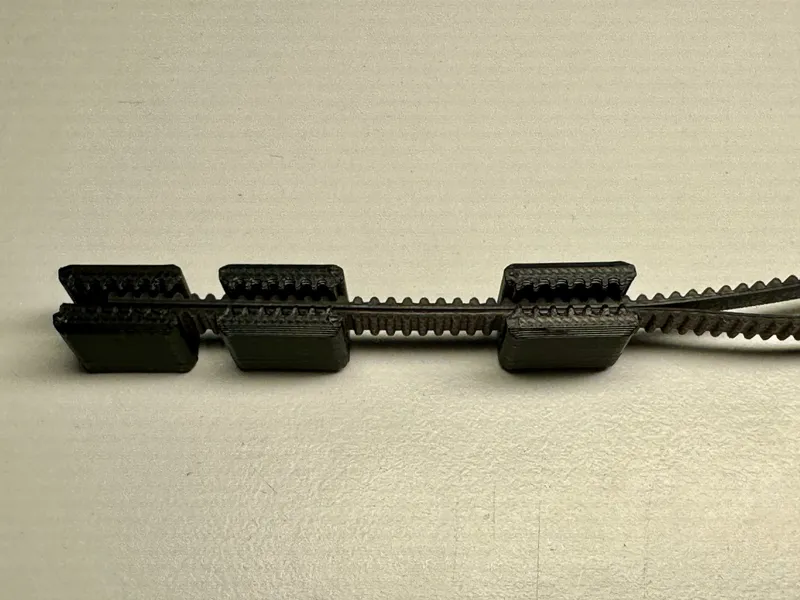 Belt Aligner - Equal length belt cut helper
