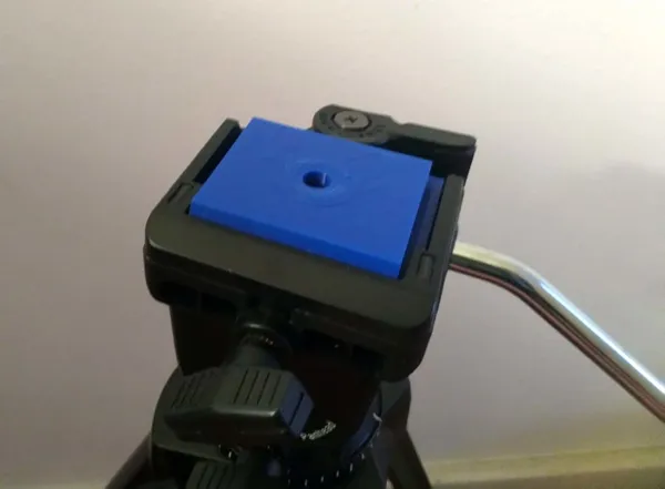 Fixation rapide pour trépied Velbon D450/D500