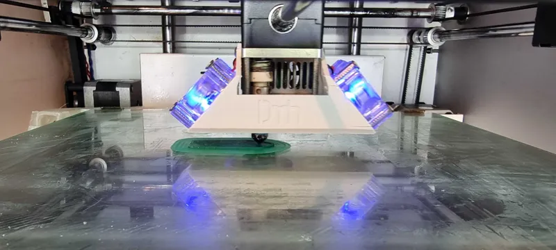 UM2 fan shroud replacement