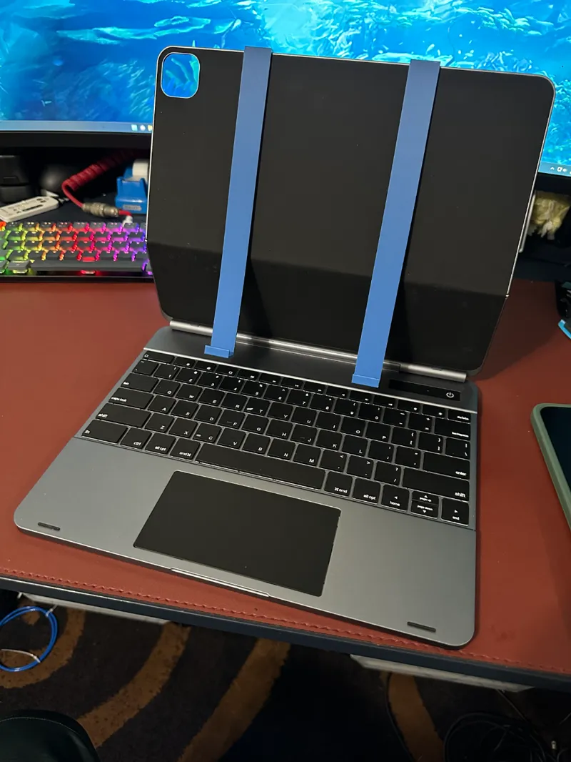 iPad 12.9 holder for Doqo Keyboard