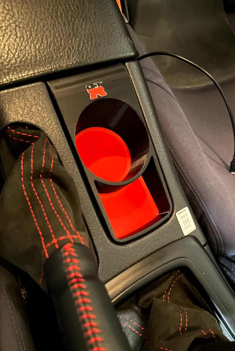 R32 Skyline Cup Holder (Perfect)