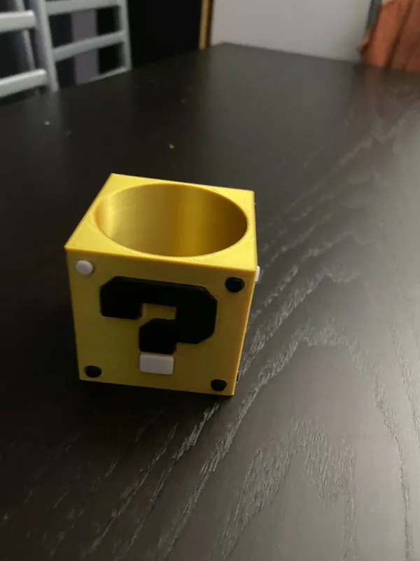 petite boite mario ( small mario box)