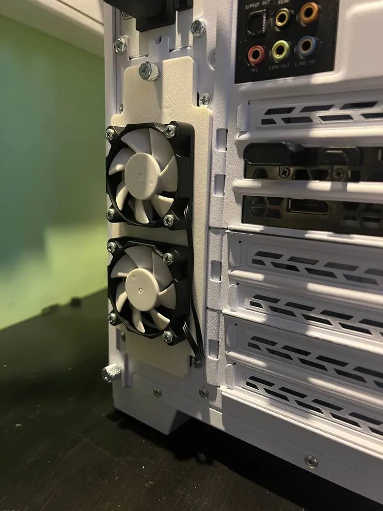 Lian Li Mini HDD fan mount