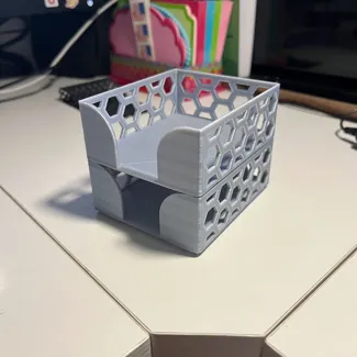 Flash Card Holder Stackable (holds 2.5" x 3" cards)