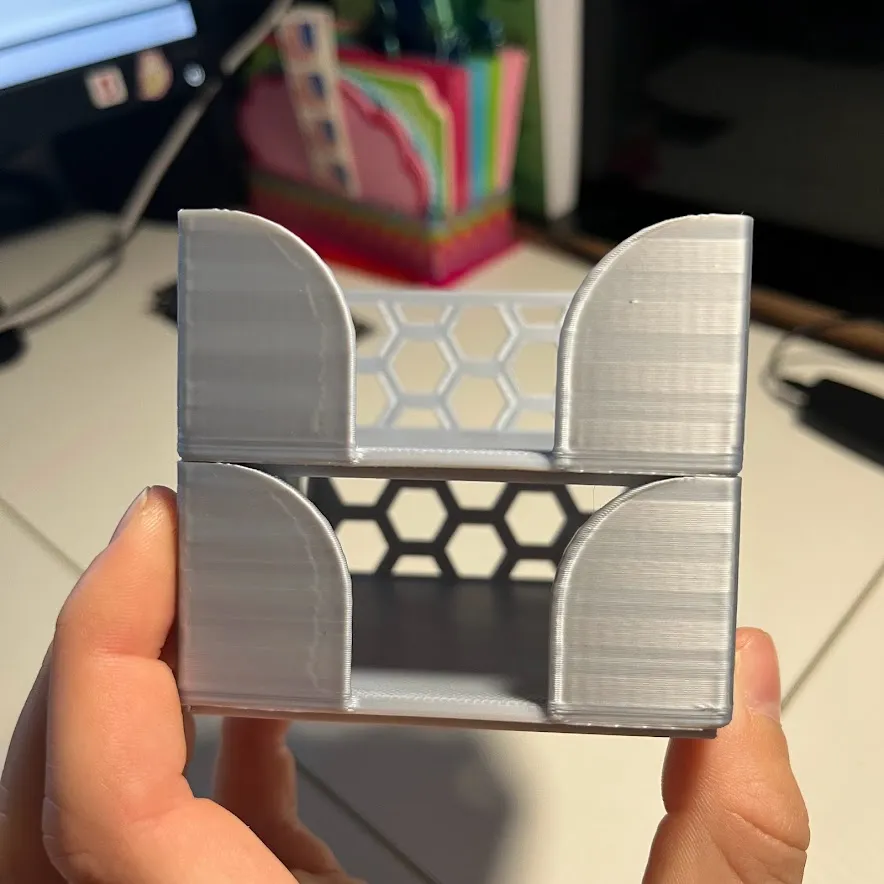 Flash Card Holder Stackable (holds 2.5" x 3" cards) by emilymw154 MakerWorld