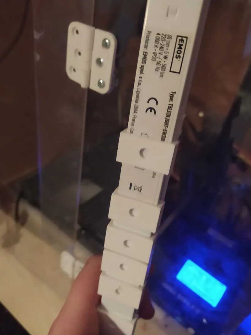 Led light holder