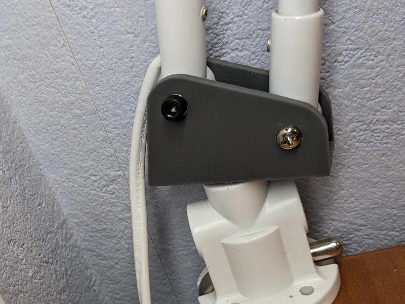 Desk lamp support