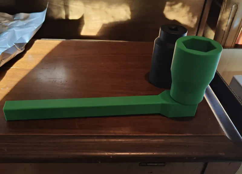 36 mm Socket and Wrench