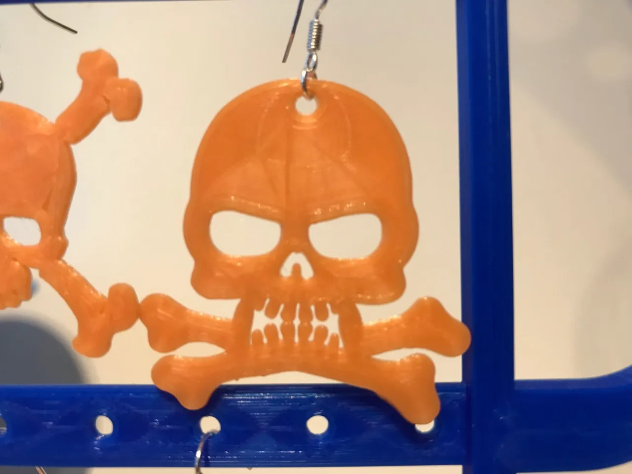 skull earrings view 2