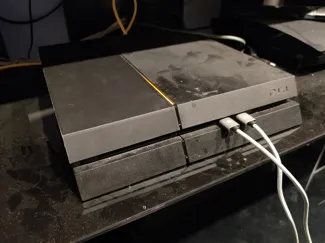 PS4 left side cover