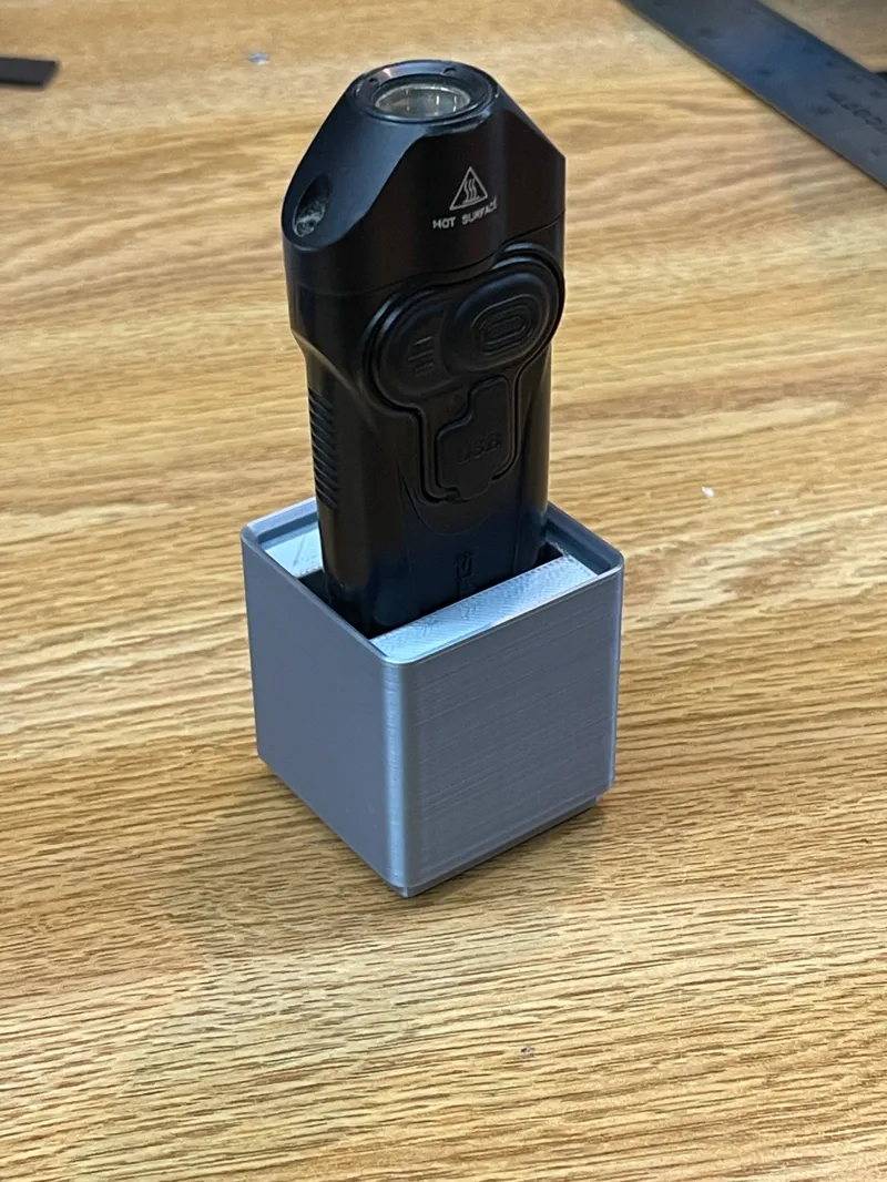 Gridfinity 1x1 Surefire Stiletto Flashlight or folding knife holder EDC