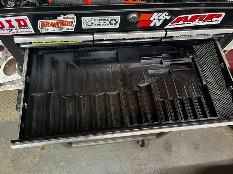 Toolbox screw driver tray - two parts