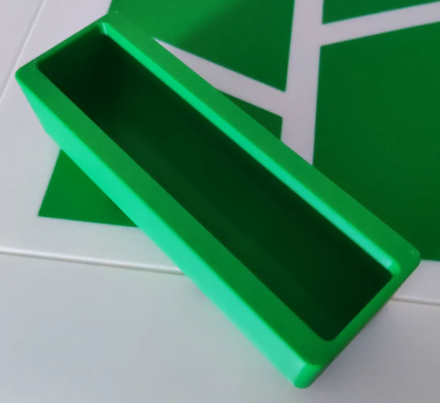 Empty Bin by Batsma
