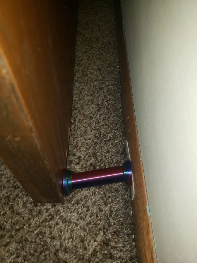 Magnetic doorstop