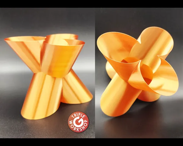Vase spirale Triad