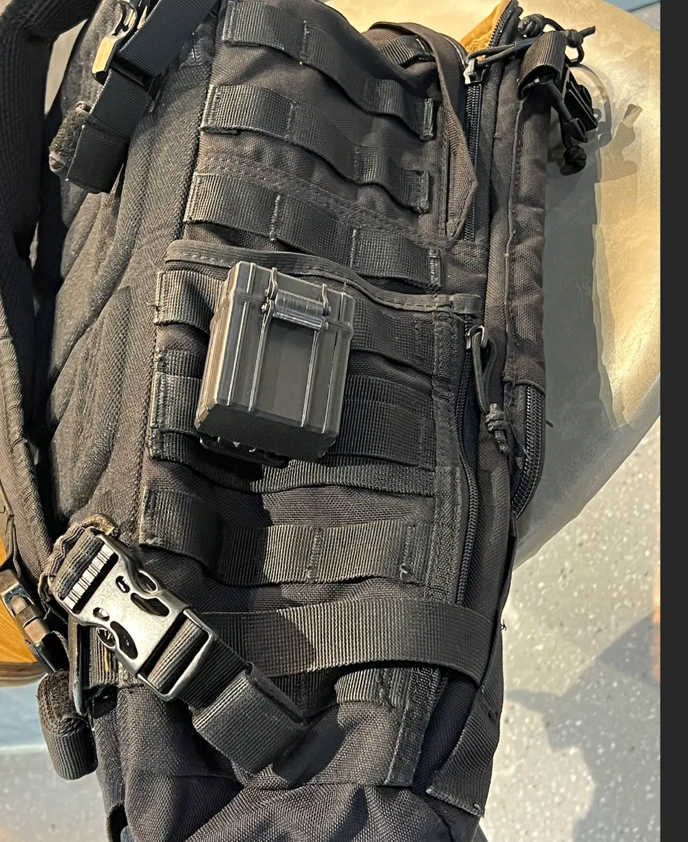 Tactical AirPods 4 case