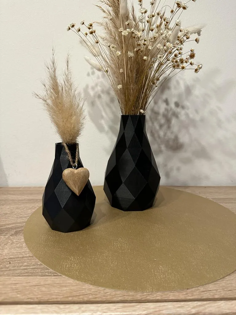 Low Poly Vase