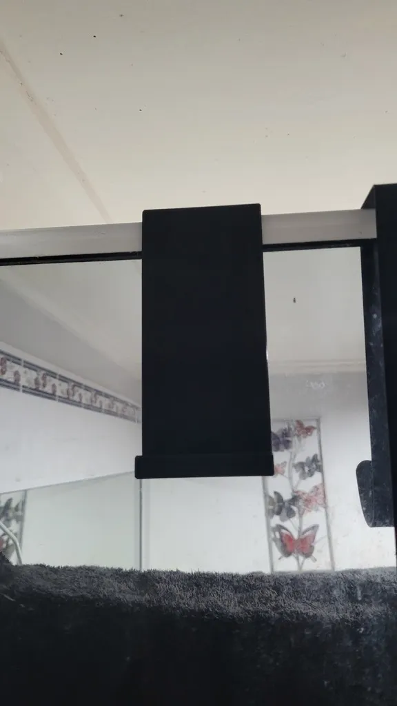 Generic Phone Shower Hangar 